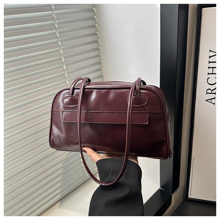 New High End Autumn and Winter Shoulder Bag for Women Fashion Versatile Casual Texture Niche Commuting Handbag