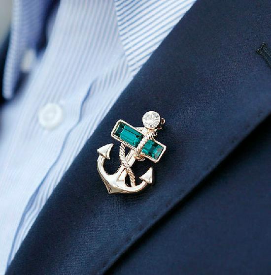 Pirate Crystal Anchor Brooch Buckle for Women's Shirts and Suits