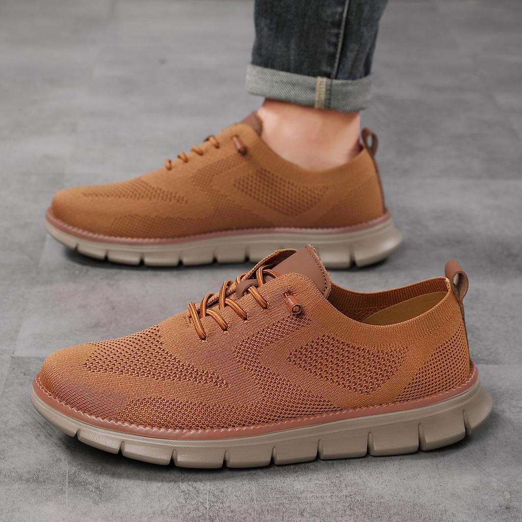 Lightweight Sports Shoes Lace-up Casual Men's Shoes Breathable Flying Woven Loafers