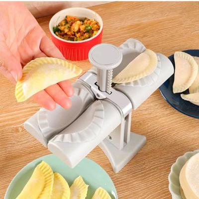 Knödelmaschine Automatische Presse Doppelte Teigtaschenform Küchenzubehör Pressen Jiaozi DIY Ravioli Form Gadgets