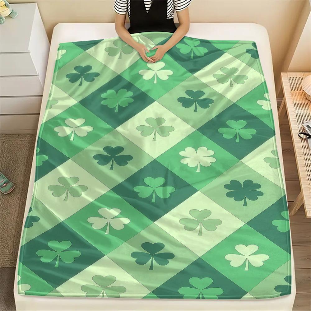 1PC Clover Print FlAannel Blanket, High quality Comfortable for All Seasons, Home Decor, Warmth and Comfort