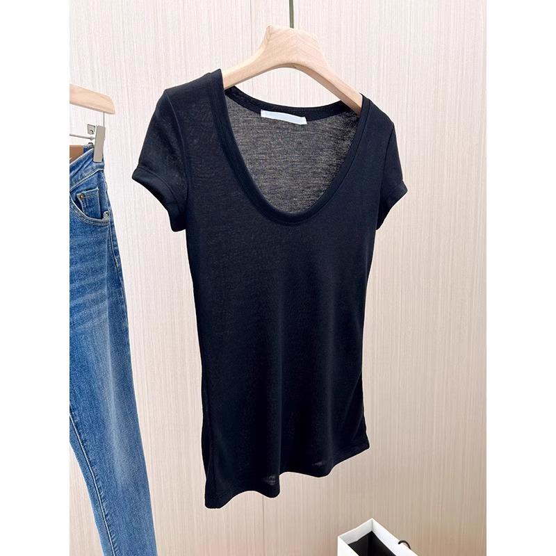 Dámské tričko v korejském stylu jednobarevné s U-výstřihem odhalujícím klíční kosti - Letní kolekce 2025, Sladký a pikantní slim fit, Krátký rukáv