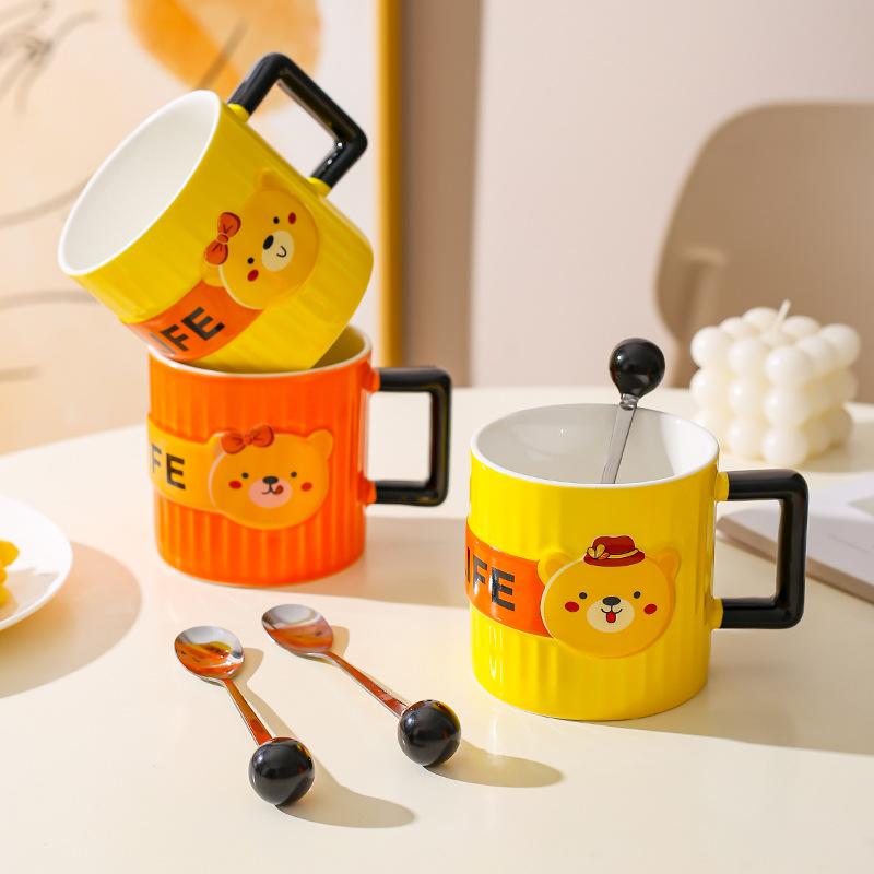 Creative Cute Bear Ceramic Mug Couple Cup Boys and Girls Water Cup Coffee Cup with Spoon Home Breakfast Cup