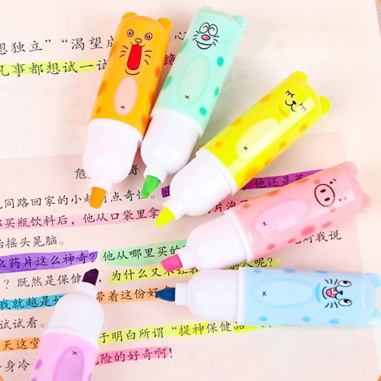 6Pcs Chisel Tip Highlighter Marker, Cute Marker Pen, Cartoon Macaron Highlighter No-Bleed Ink Markers for Journaling, Planners, and Office Documents