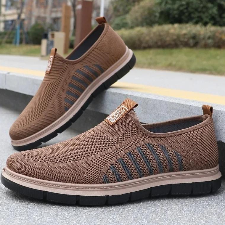 

Мужские повседневные кроссовки дышащие весенне-летние легкие сетчатые туфли 45 коричневый