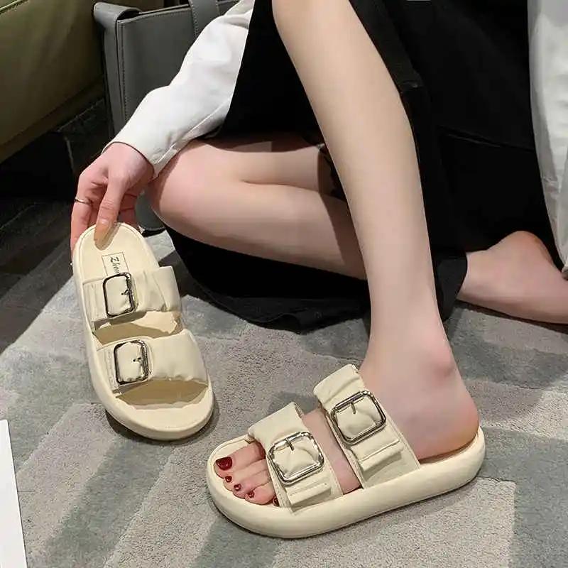 Best Selling Goth Platform Shoes Sneaked Rubber Clogs High-Tech Sandals For Girls Designer Trainers Flip Flops Women Dad Tennis