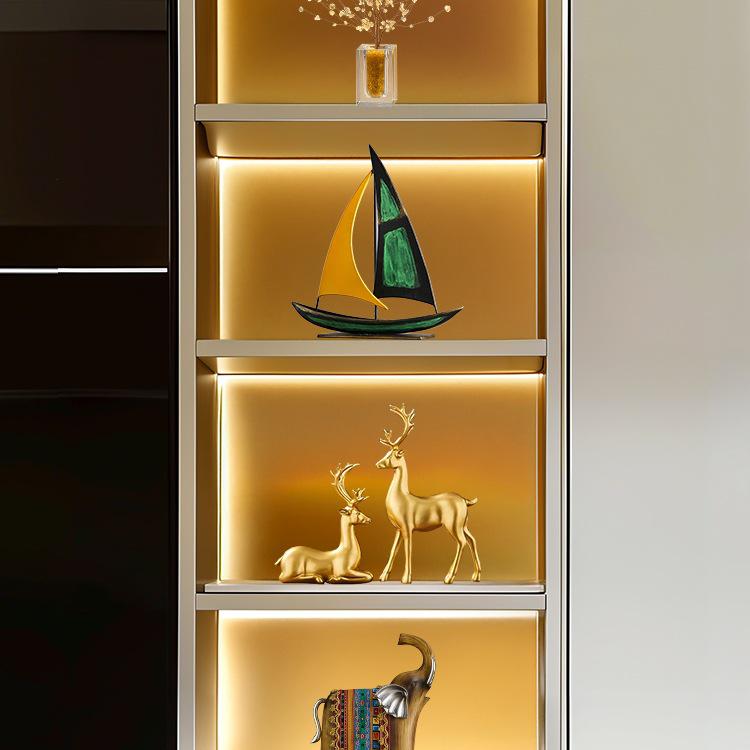Smooth Sailing Sailboat Model: Luxury Decor for Living Room, TV Stand, or Office Table