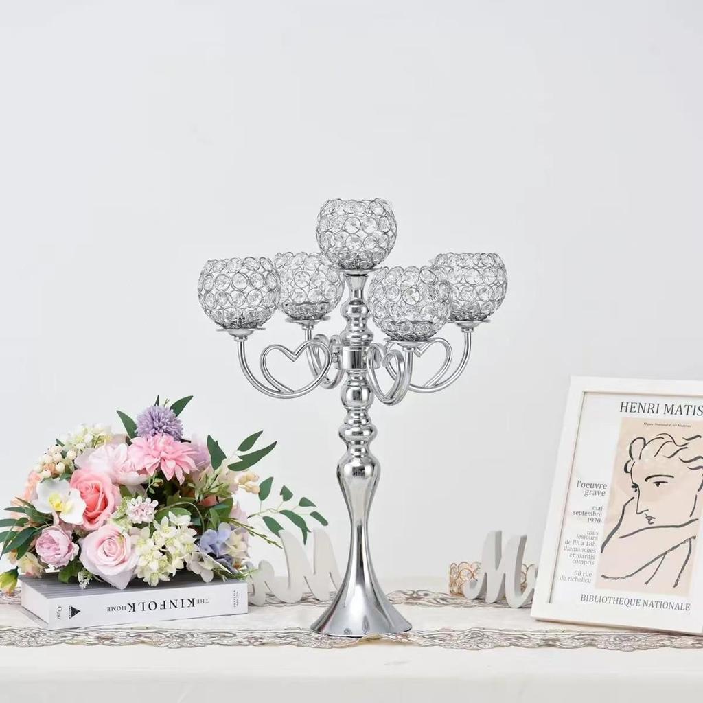 European Retro 5-Head Candlestick Centerpiece - Luxury Candlelight Dinner Decoration for Wedding and Home.