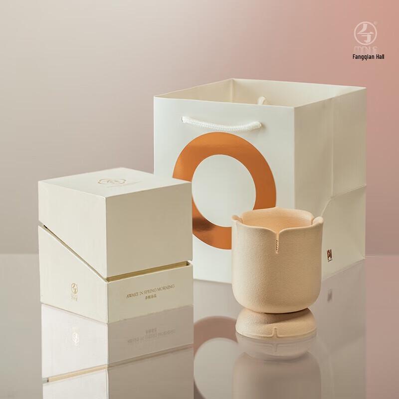 Edenus Ceramic Scented Candle
