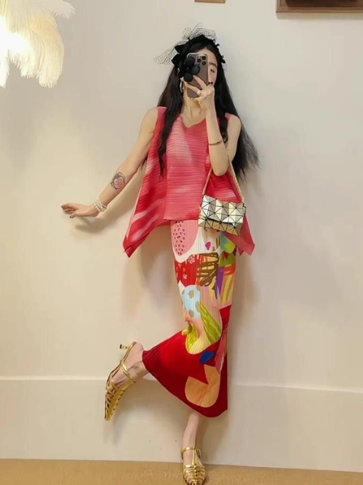 Miyake Pleats Gradient Sleeveless Top & Midi Skirt Set for Petite Women - Summer Street Style & Height-Enhancing Fashion