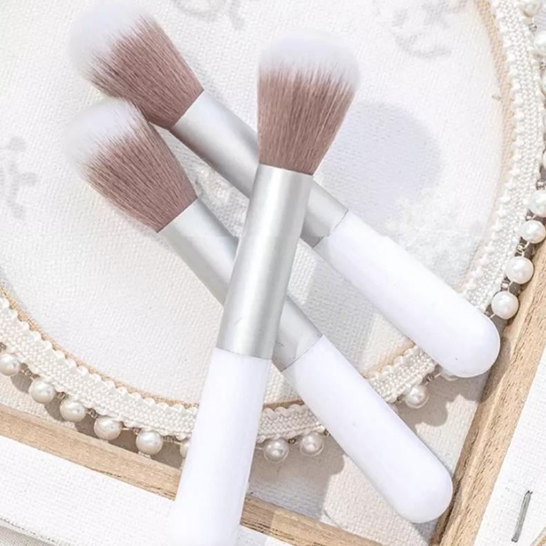 Single Honey Brush Blush Brush Highlight Brush Loose Powder Brush Soft Brush Makeup Brush Beginner Beauty Tool Portable