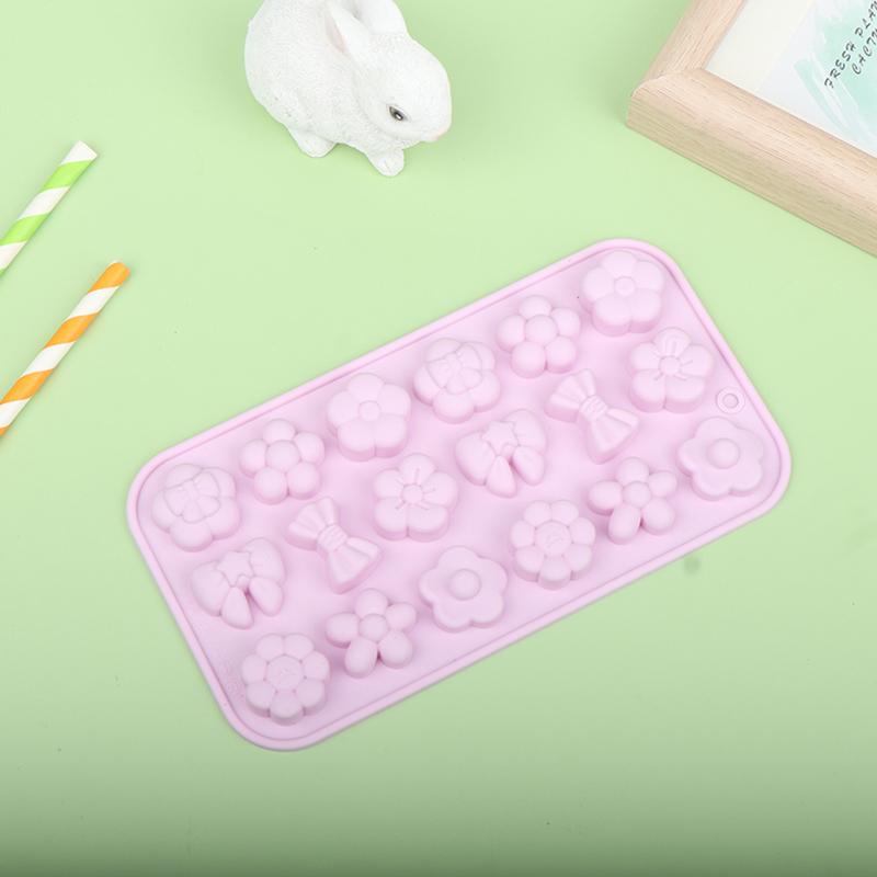 

Форма для выпечки тортов на 18 ячеек, силиконовая форма в виде цветка и банта, форма для изготовления свечей и мыла своими руками, форма для выпечки тортов из мастики фиолетовый