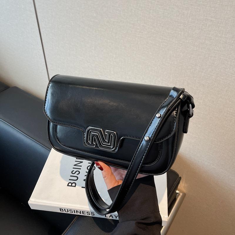 

Simple casual small bag women s new fashion commuter small square bag summer popular versatile messenger bag чёрный