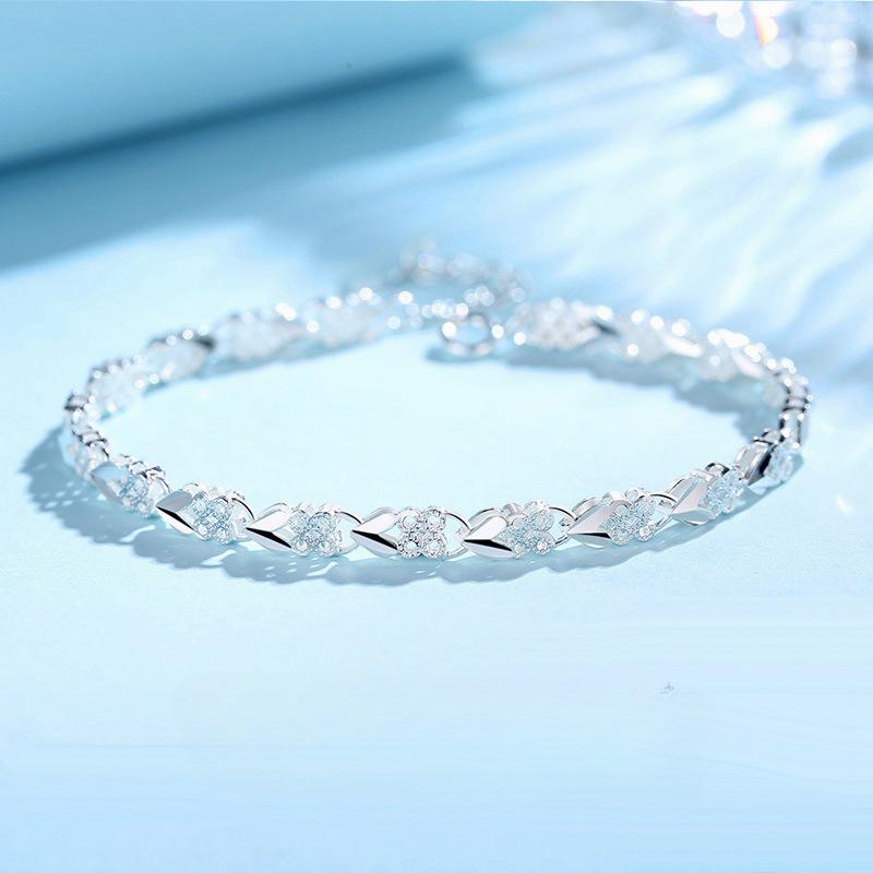 Four-leaf Clover Love Bracelet Girl Birthday Gift Hand Jewelry