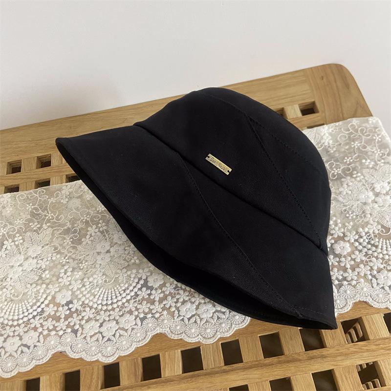 Outdoor Simple Bucket Hat Women Autumn and Winter Retro Face Small Bucket Hat Versatile Big Head Circumference Hat