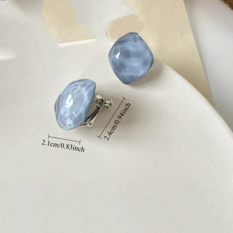 a pair French Drum Shaped Sugar Earrings Without Ear Holes Women's Water Ripple Resin Jelly Versatile Daily Spiral Ear Clip