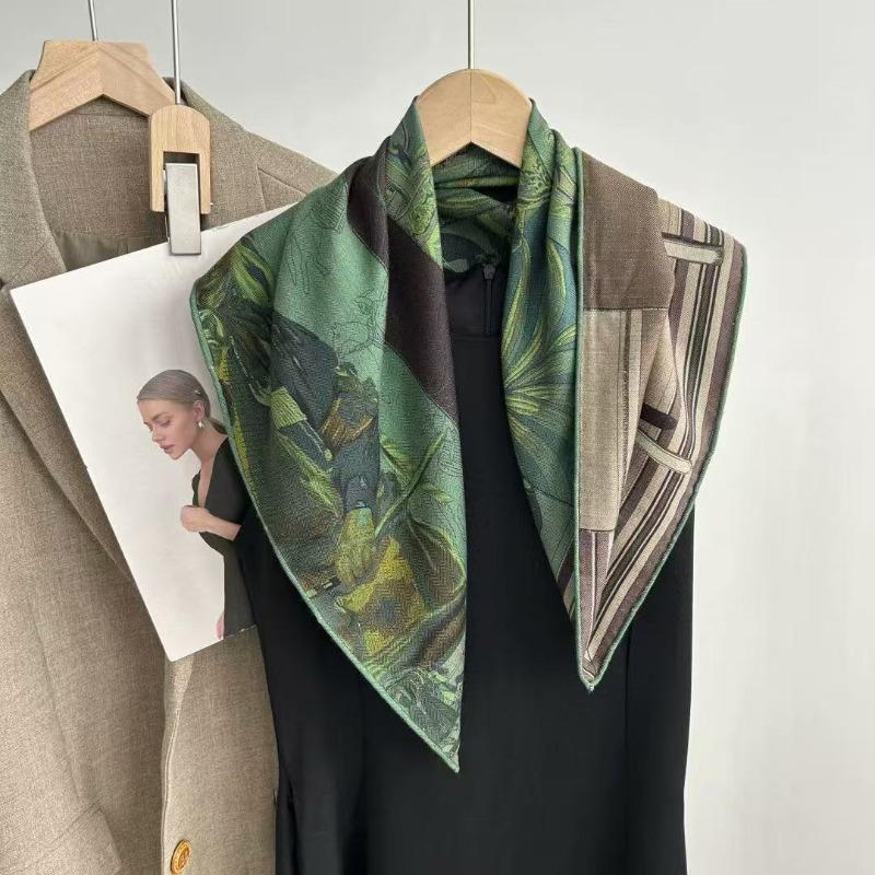 Double-sided heterochrome colored balloon silk wool silk scarf women's spring and autumn new high-end versatile silk wool warm scarf