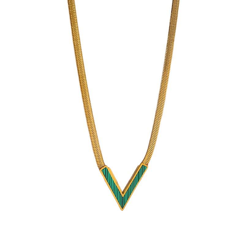 V-Shaped Titanium Steel Necklace: Light Luxury European & American Fashion, Non-Fading High-End Jewelry for Women.