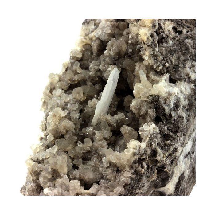 Pierres et Minéraux. Celestine sur Calcite. 3146.0 ct. Champas, Saillants-du-Gua, Isère, France.