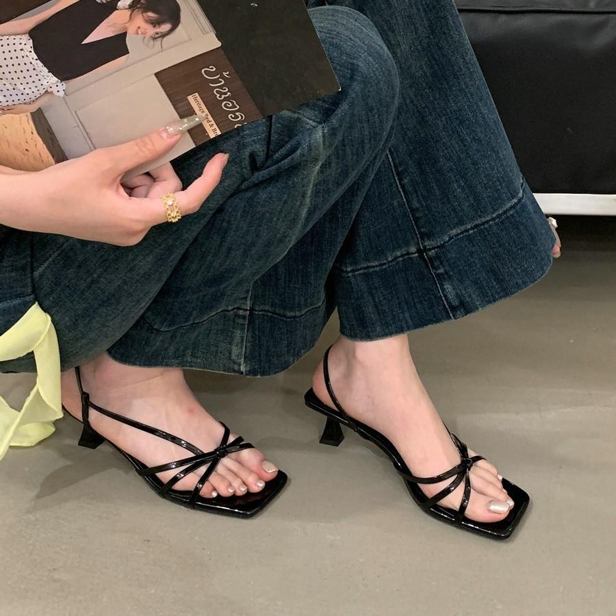 French niche silver sandals thick heel fairy shoes 2025 new summer with skirt thin belt temperament high heels