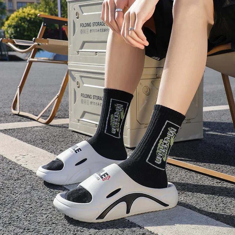 Fashion 2025Summer Men Slippers Fashion Non-Slip Wear-resistant Soft Beach Slippers Outdoor Thick Sole EVA Slippers Bathroom Flip Flops