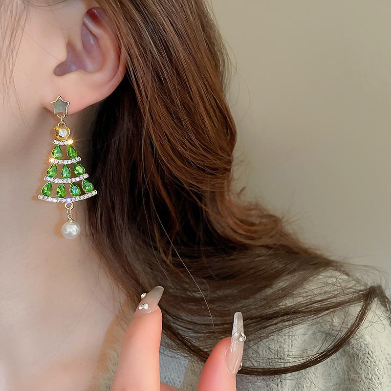 Star-studded Christmas tree imitation pearl fringed silver needle earrings fashion light luxury temperament earrings
