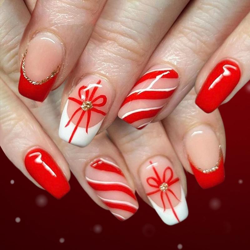 

24PCS Christmas Press On Nail French White Tip Glitters Fake Nail Snowflake Design For Holiday Party Gifts for Girl 1