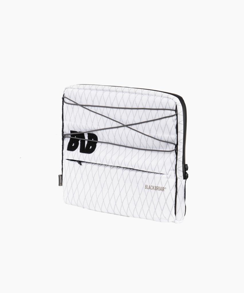Black Briar Laptop Sleeve L (15-16 Inch) (Ultra White)