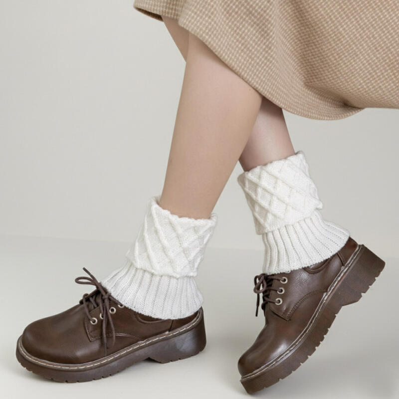 Reverie short boots winter knitted ribbed leg toes white 2450₽