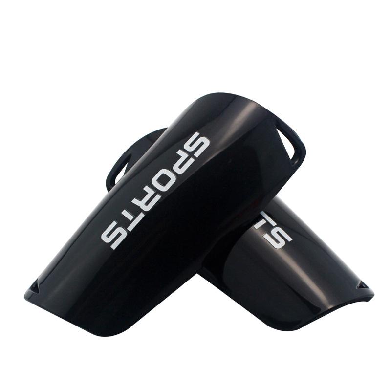 Atmungsaktive Schienbeinschoner-Ärmel im Taschenformat: Fußballsocken mit weichen Einsätzen für Erwachsene & Jugendliche.