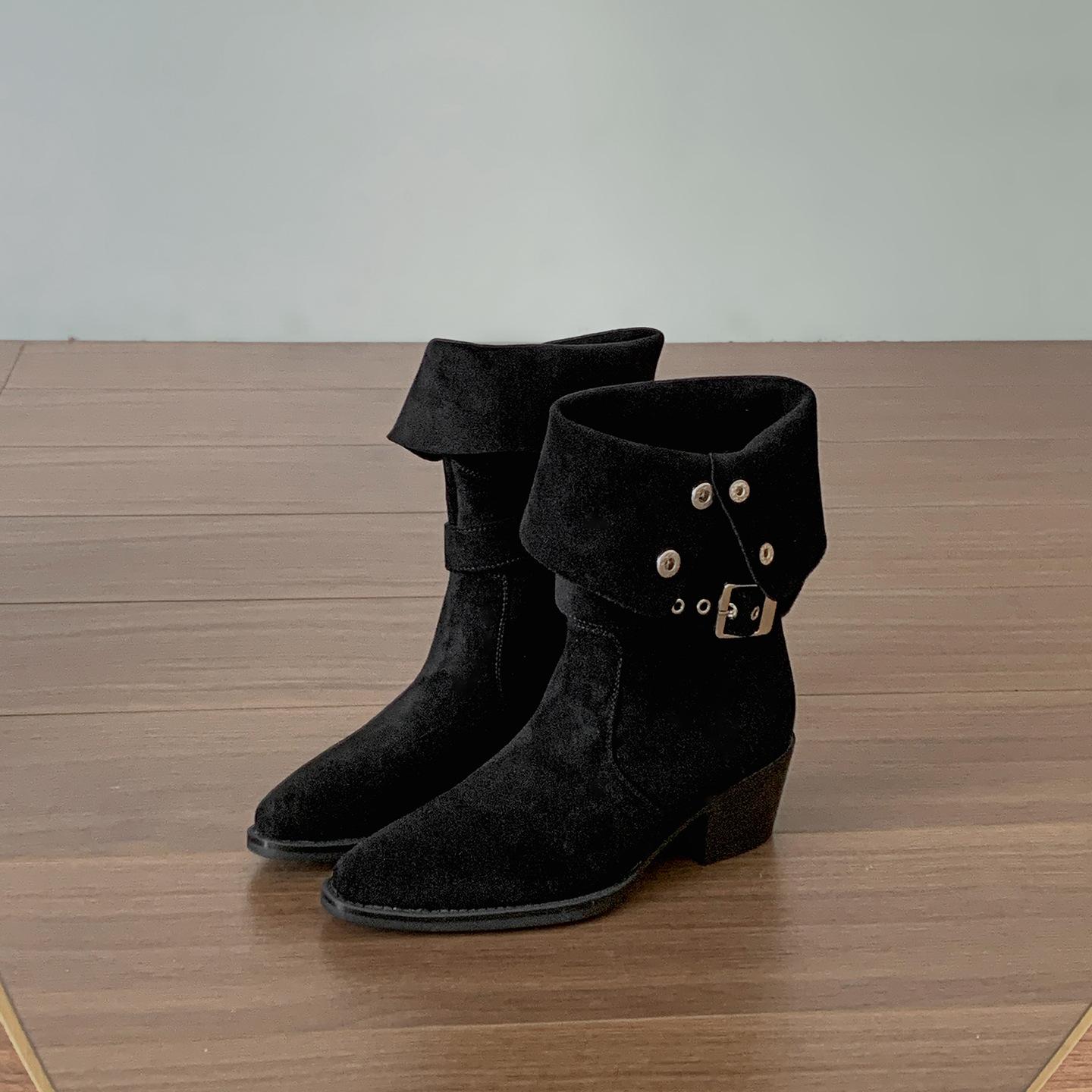 

Khaki retro pointed thick heel boots women s new autumn versatile small man height and thinness knight boots 40