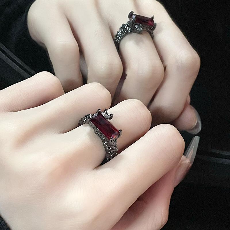 Bramble Opening Ring, Female Dark Zircon Light Luxury Niche Design, Advanced Index Finger Personality, Sweet And Cool Ring.