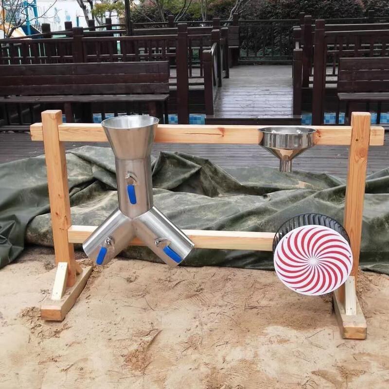 WEZHO Wooden Sand Funnel Toy