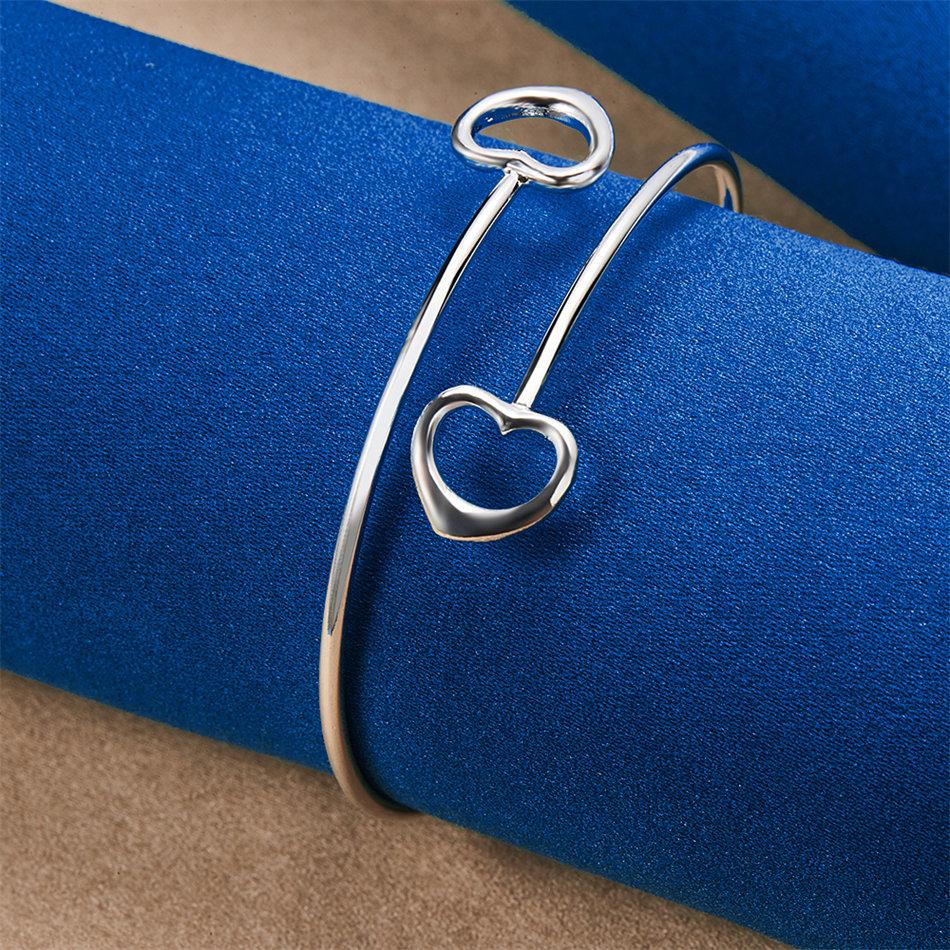 Luxurious 925 Sterling Silver Exquisite Heart-shaped Open Bracelet for Women's Fashion Parties and Wedding Accessories