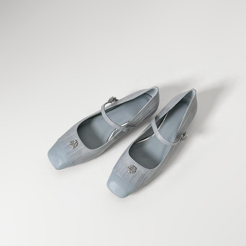 Soft leather version~ Korean version, elegant temperament, small fragrance, light mouth camellia, square head Mary Jane shoes, one word with