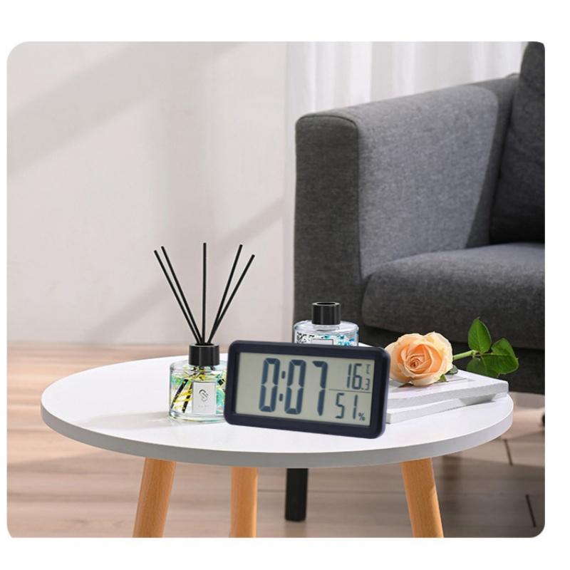 Digital Alarm Clock MAX/MIN Temperature Humidity Date Display Battery Powered Snooze Table Clock 12/24H Wall-mounted LCD Clock