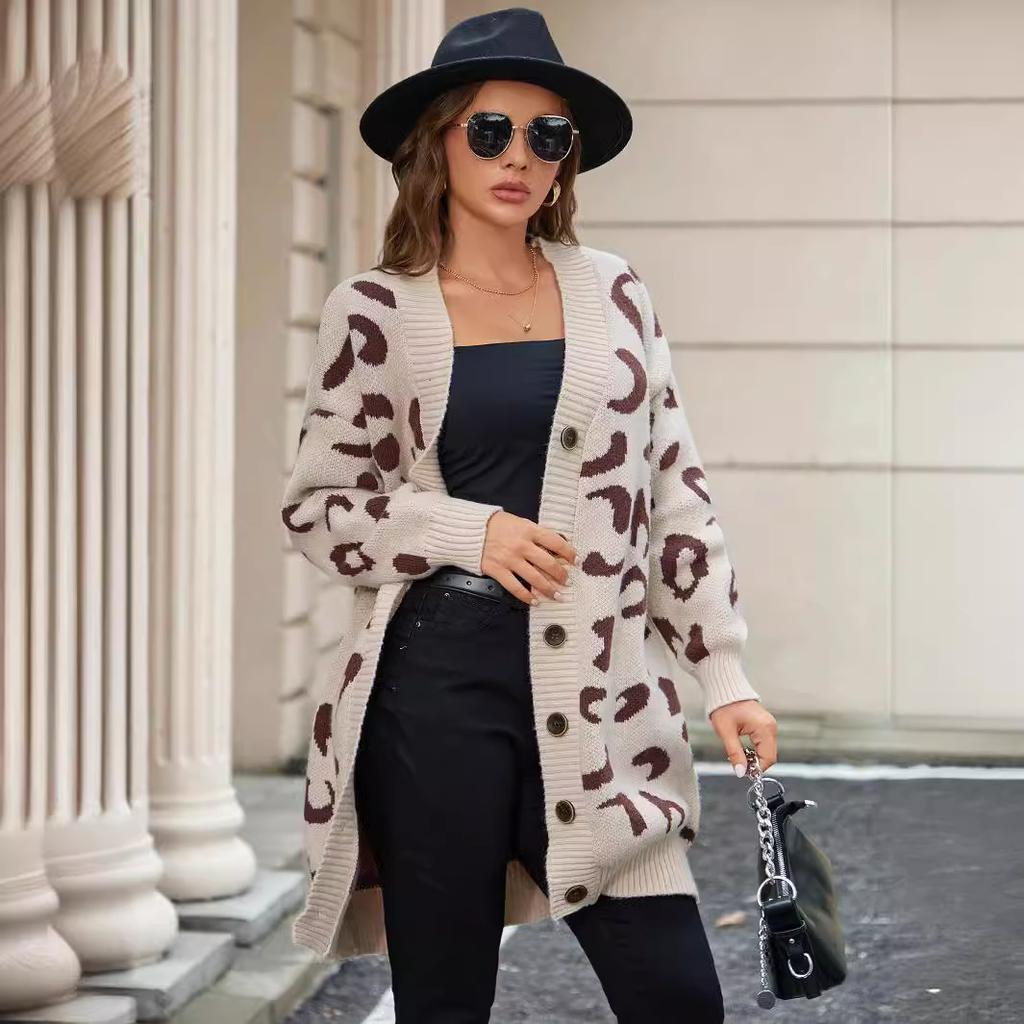 2024 Herbst Winter Gestrickte Leopardenpullover Damen Koreanisch V-Ausschnitt Dick Print Strickjacke Mantel Locker Knopf Oberbekleidung Tops