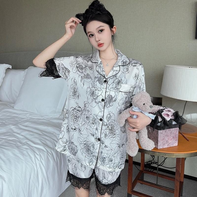 Retro Elegant Wind Ink Painting Flower Pajamas Ice Silk Fashion Summer Women'S Loungewear Can Be Worn Outside