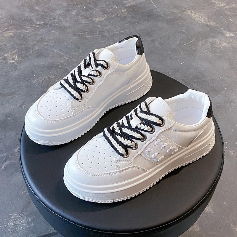 Early spring new breathable and lightweight single shoes fashion height increase student running leisure sports women's board shoes