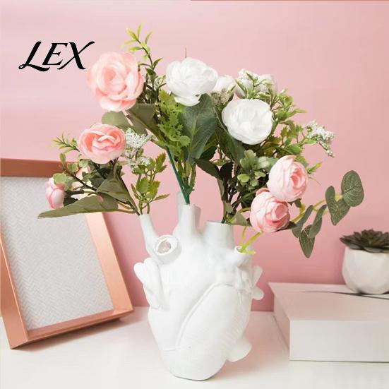 Resin Flower Vase Heart Shaped Vases, Vase, Creative Holder, Modern Art Decorative Style for Home Wedding Valentine Gift Desktop Living Room