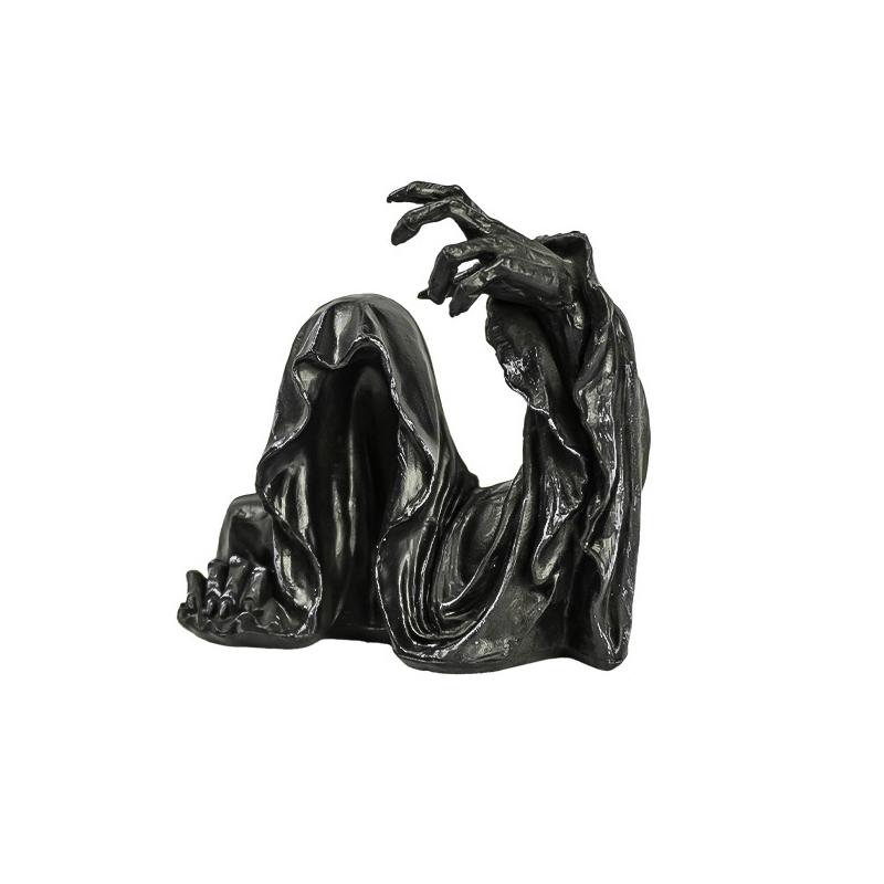 Resin Grim Reaper Sculpture Art Decorative Desk Figure Ornaments Mysterious Man Sitting For Home Desktop Decoration