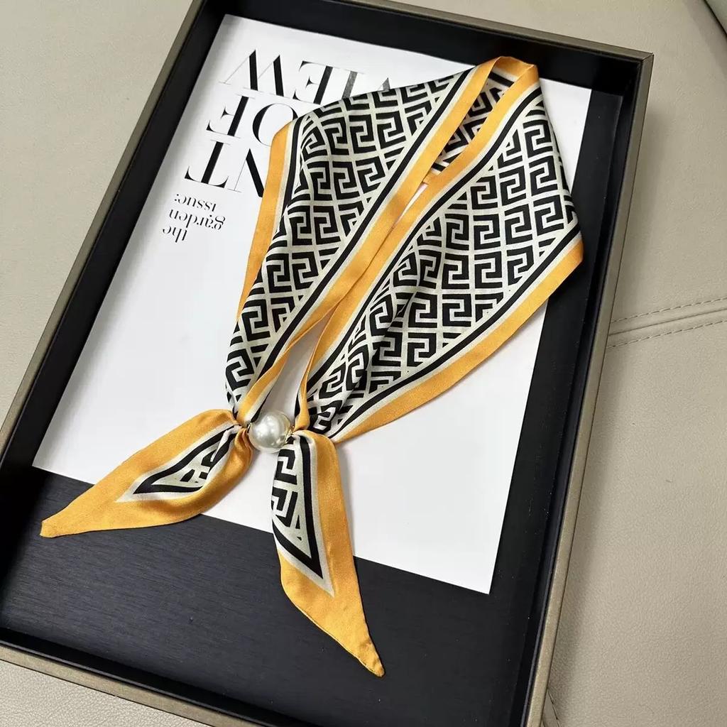 Live broadcast hot-selling spring and summer ice silk satin magnetic buckle silk scarf women's fashion versatile neck protection scarf travel photo ou