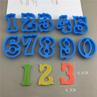 10 adet/takım Büyük 0-9 Arap Numaraları kurabiye kesici Kalıpları Plastik 3D Preslenebilir Bisküvi Fondan Pullar DIY Doğum Günü Pastası Dekorasyon