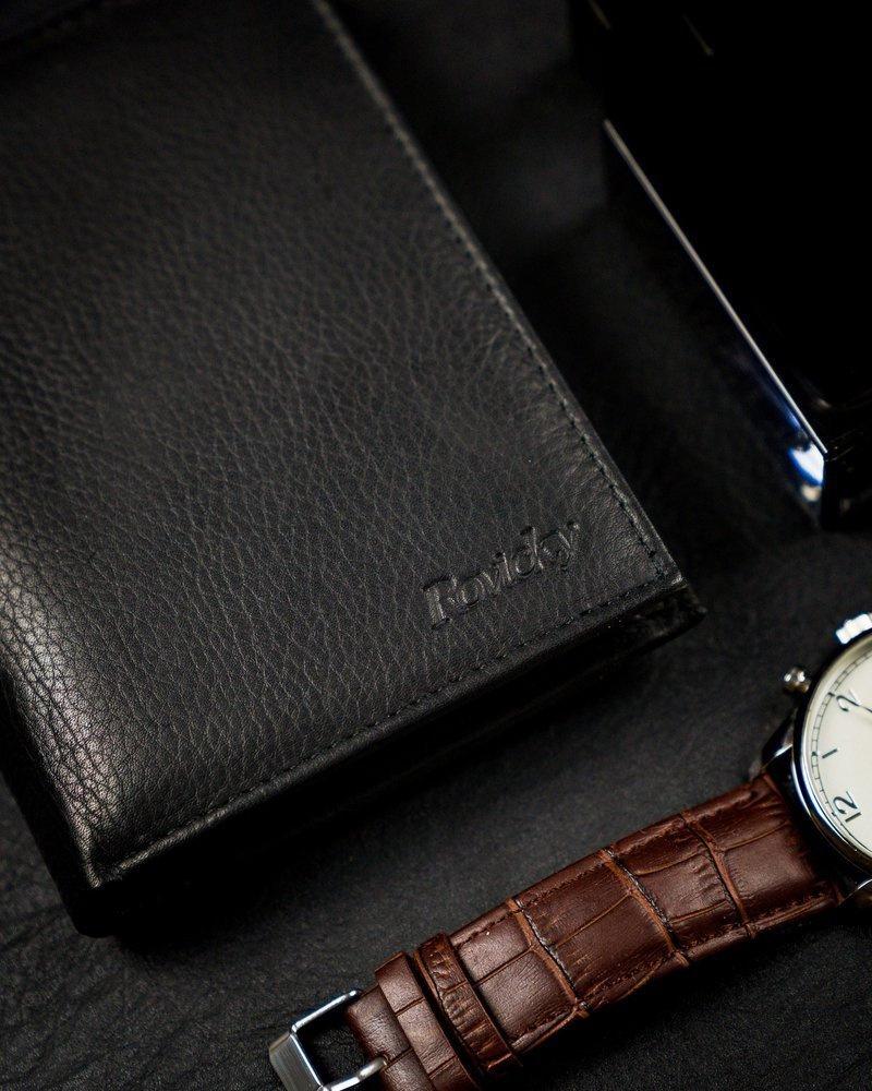 Men's vertical foldable wallet with a zipper pocket, genuine leather - Rovicky