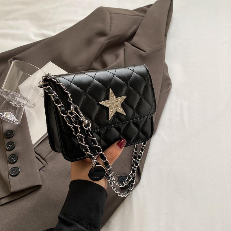 Fashionable 2024 Summer Korean Style Small Square Bag Street Trend Medium Pu Shoulder Bag чёрный