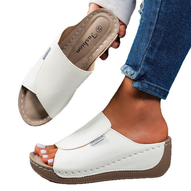 Damskie Klapki na Koturnie z Odkrytymi Palcami, Lekkie Kapcie Outdoorowe, Sandały w Stylu Europejskim Dostępne