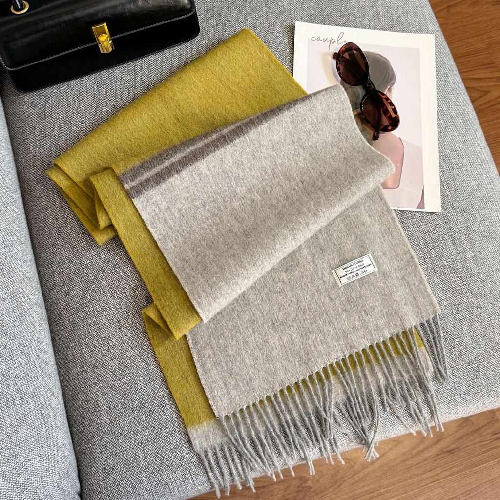 2025 Unisex 100% Wool Scarf: Versatile and Warm for Autumn & Winter