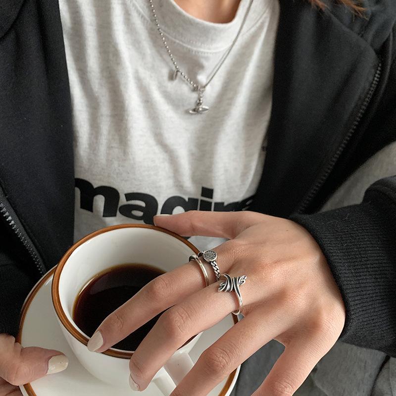 Adjustable Dazzling Silver Ring For Women Featuring Twisted Braids And Glam Rhinestone