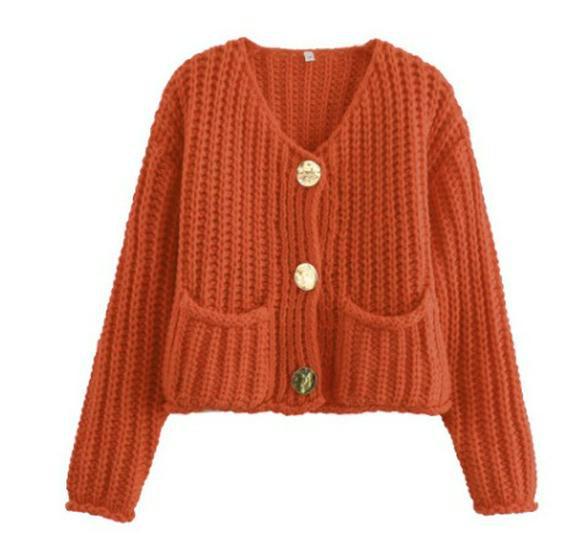 Women's 2024 European & American Knitted Sweater Jacket: 15 Colors, Autumn/Winter, Short Style with Large Pocket & Three Buttons