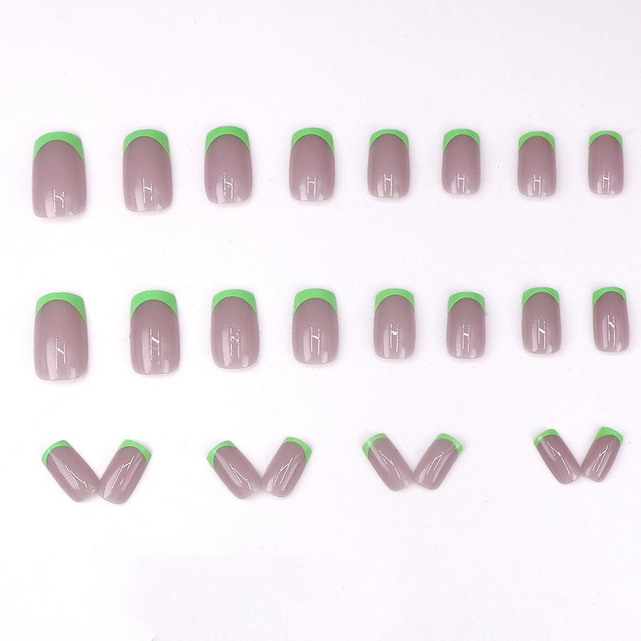 24 Stück Einfache Französische minimalistische grüne kleine frische mittlere und lange Spice Girls Show weiße Nagelaufkleber